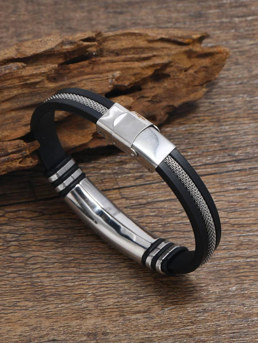 Bracelet with metal design