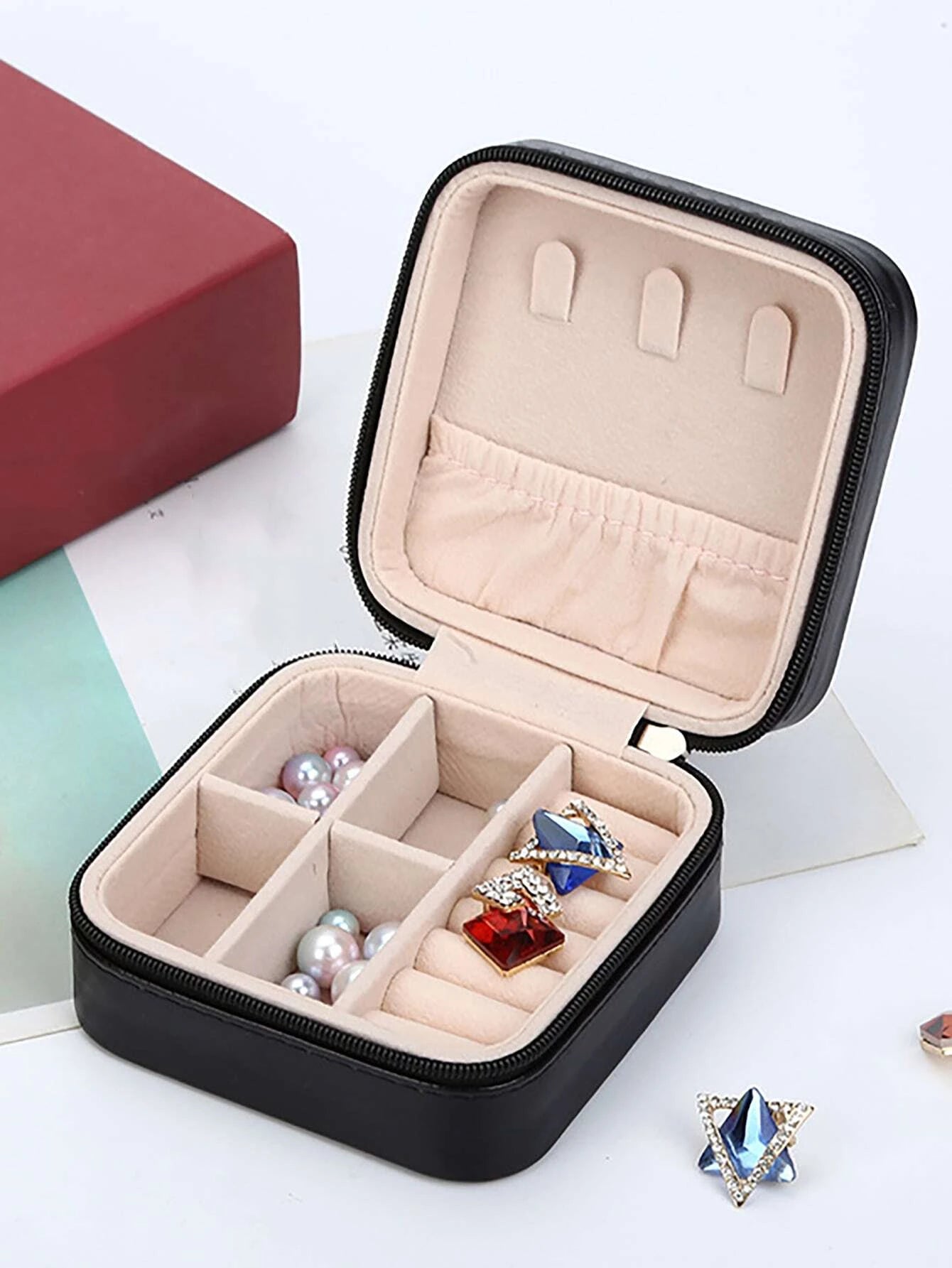 Black travel jewelry box