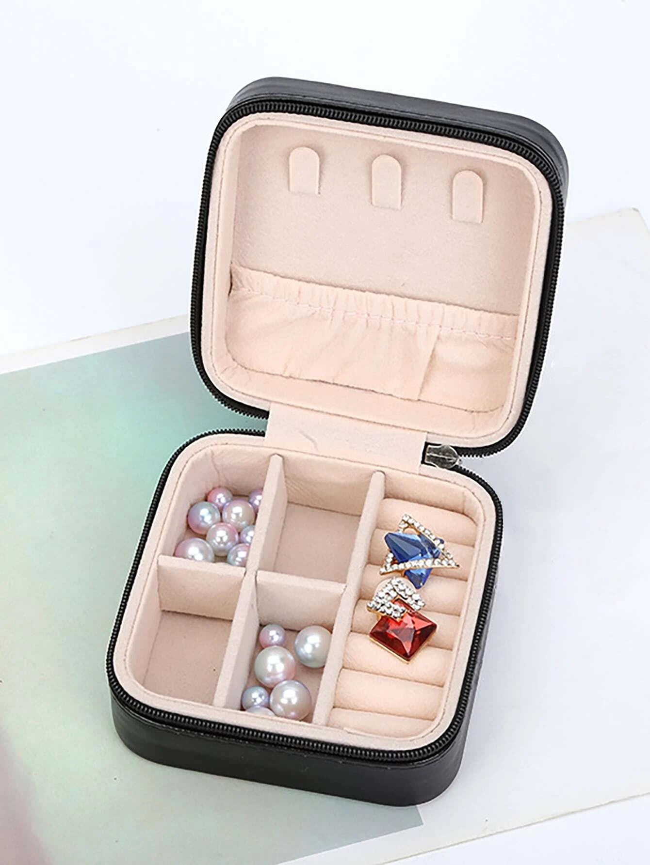 Black travel jewelry box