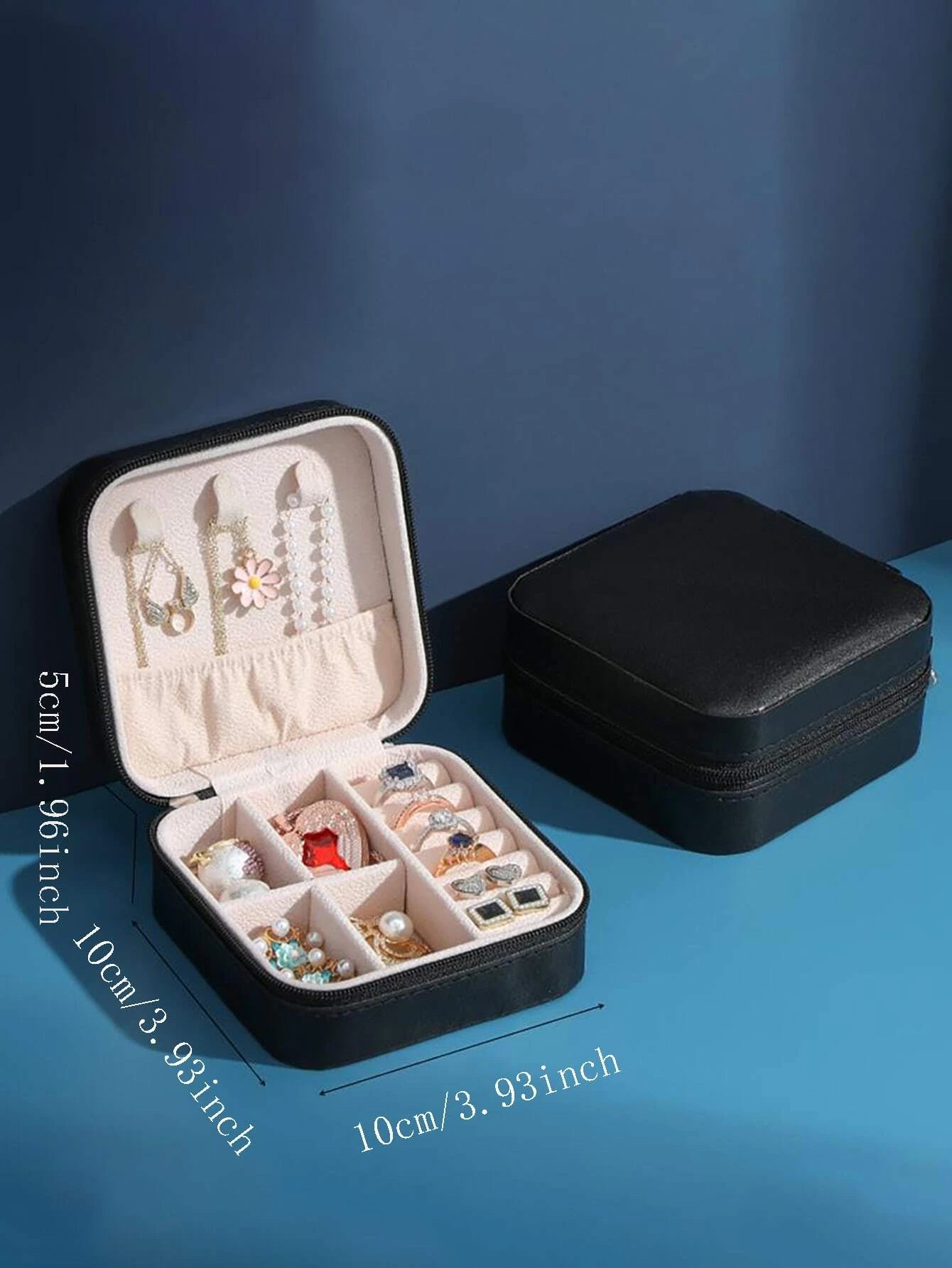 Black travel jewelry box