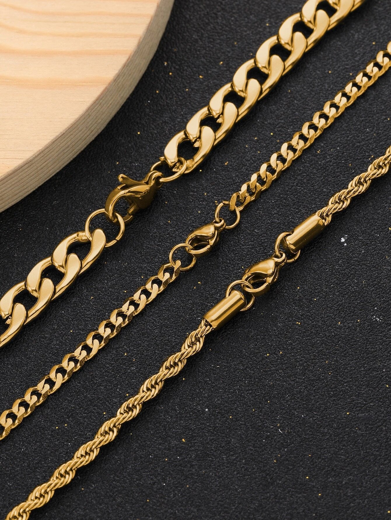 Minimalist chain necklace 3 pieces gold