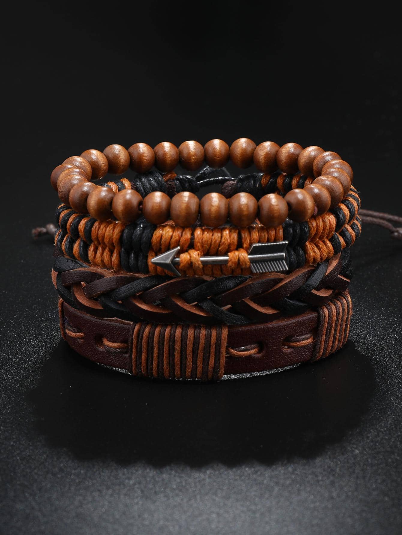 Set with 4 adjustable orange bracelets