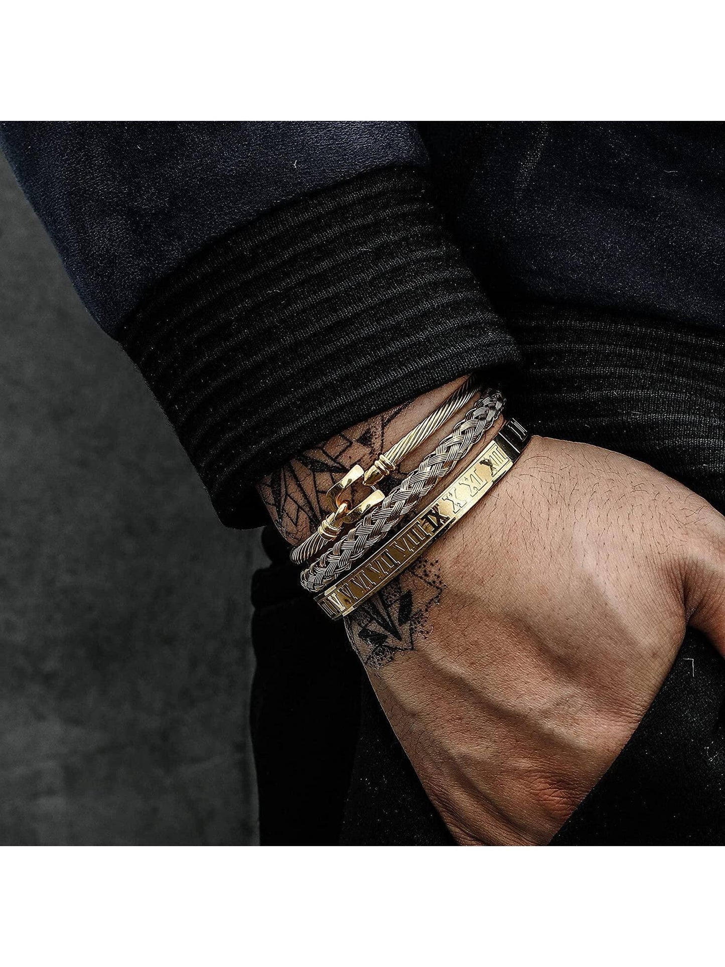 Bracelet and bangle with golden Roman numeral design3 pieces