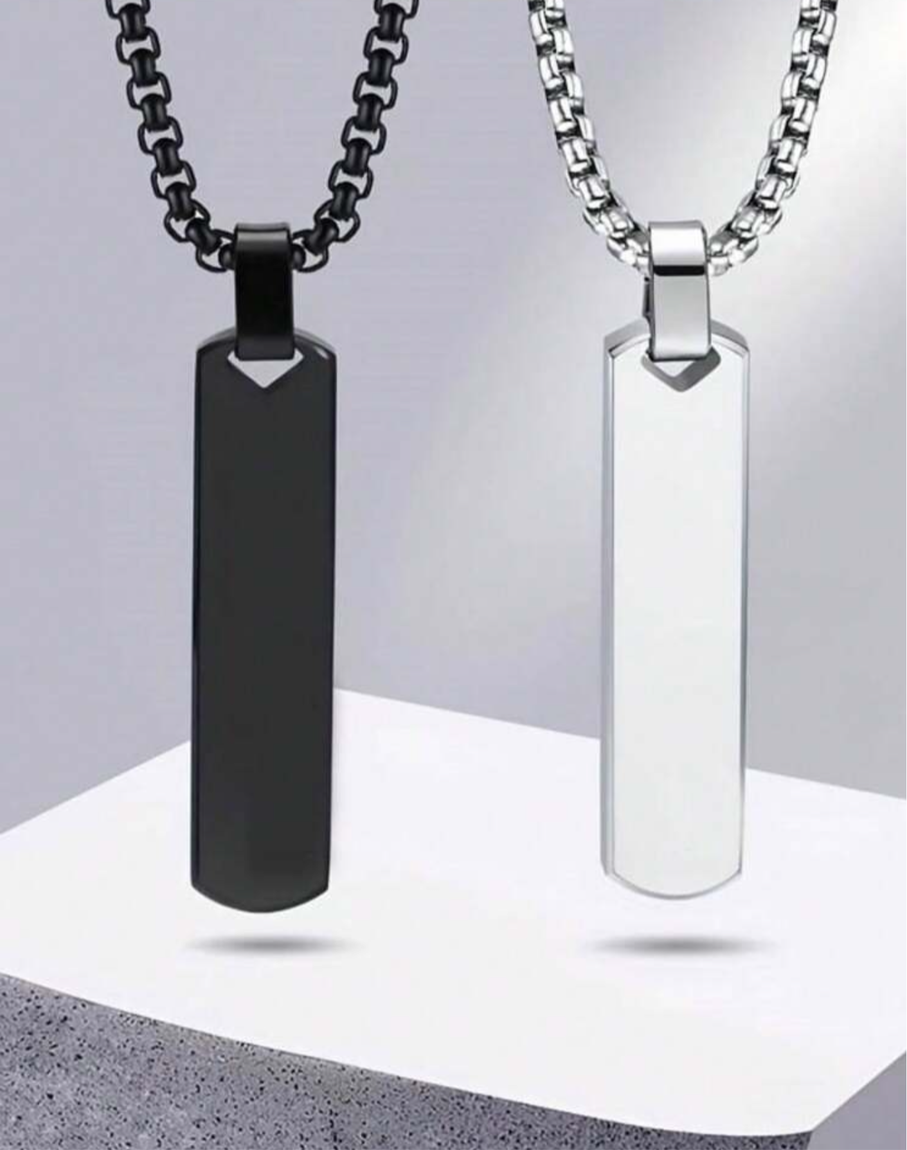 Collar con diseño rectangular Plateado