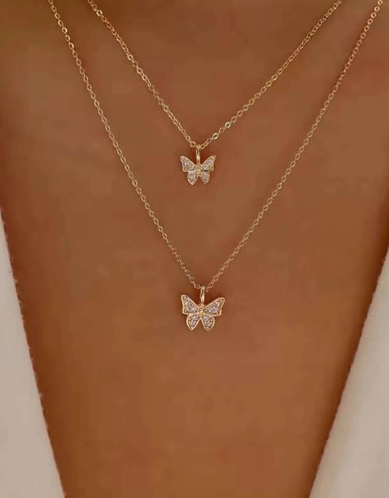 Mia Collar doble Dorado con dijes de mariposa