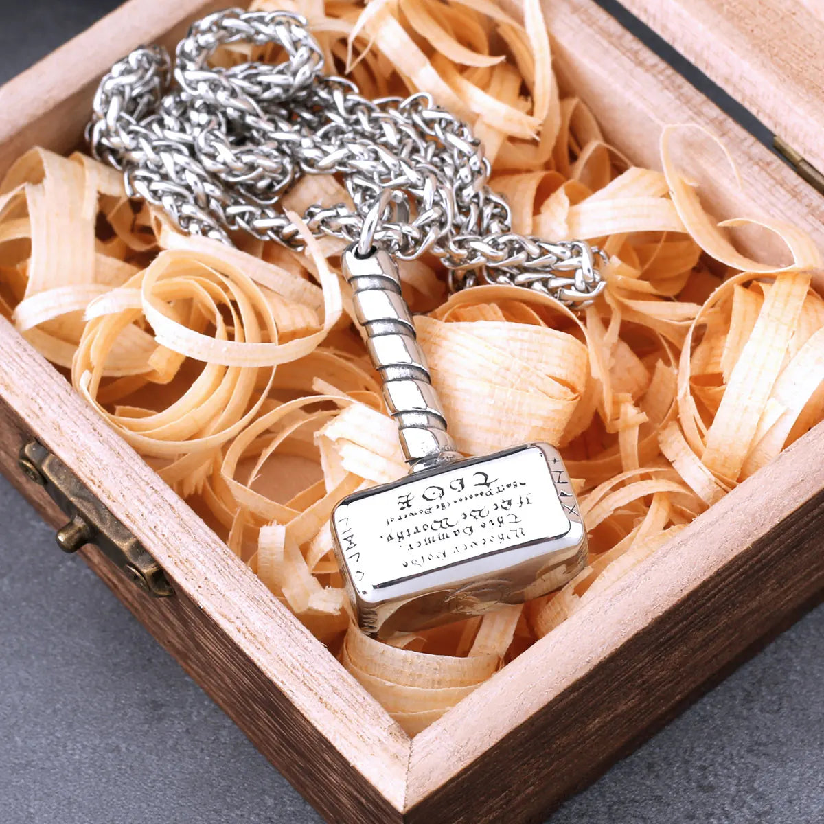 Collar Vikingo Martillo de Thor