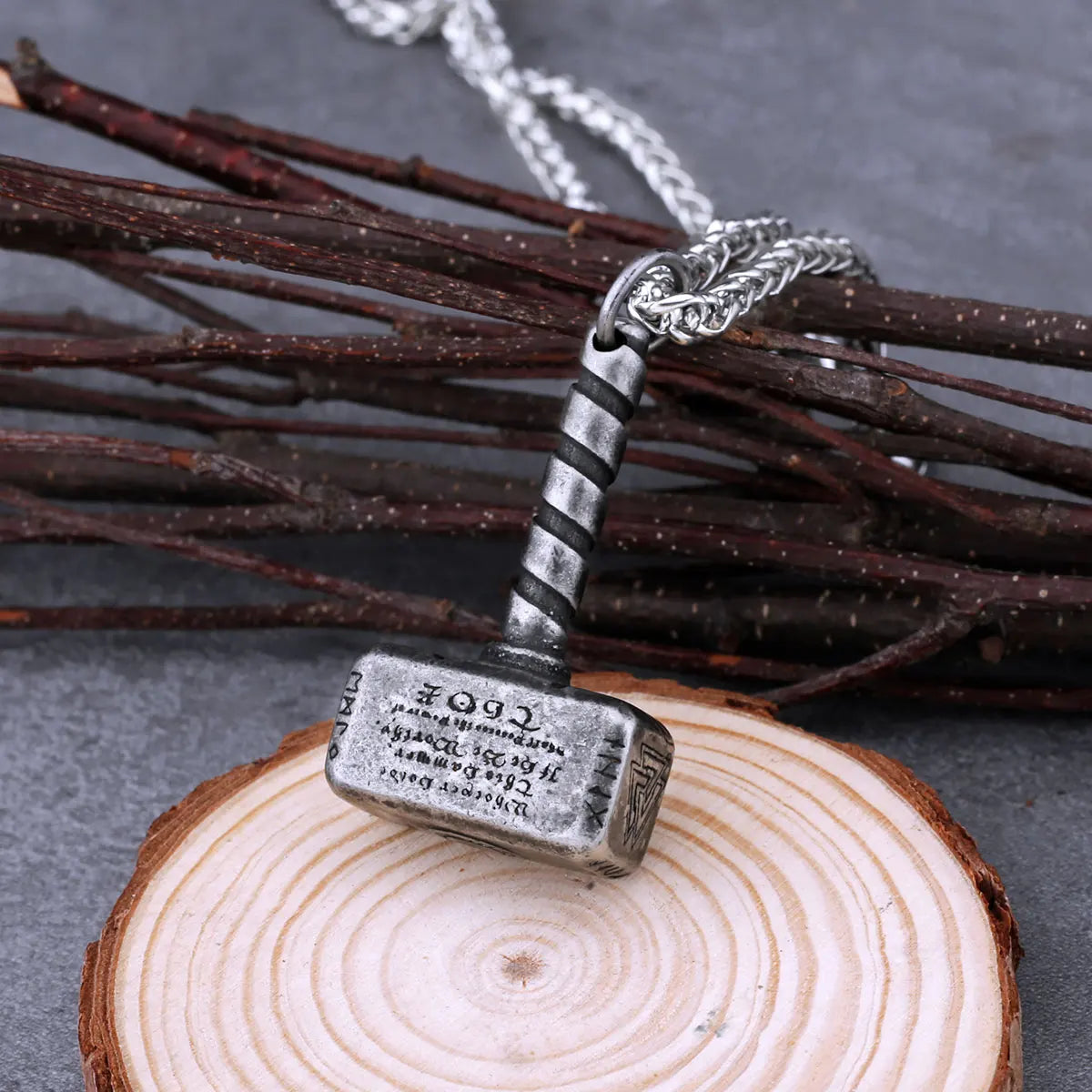 Collar Vikingo Martillo de Thor