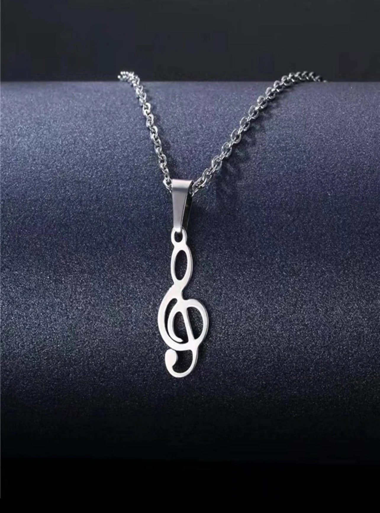 Guitar pendant necklace