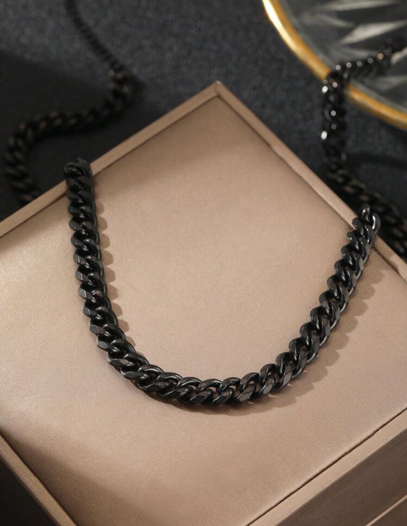 Black Minimalist Chain Necklace