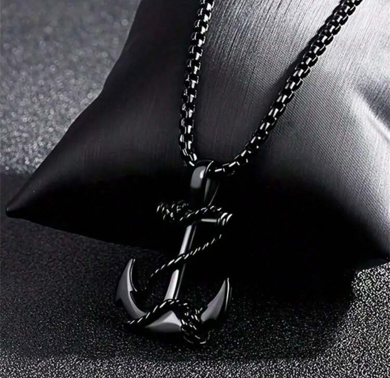 Collar Ancla en acero inoxidable negro