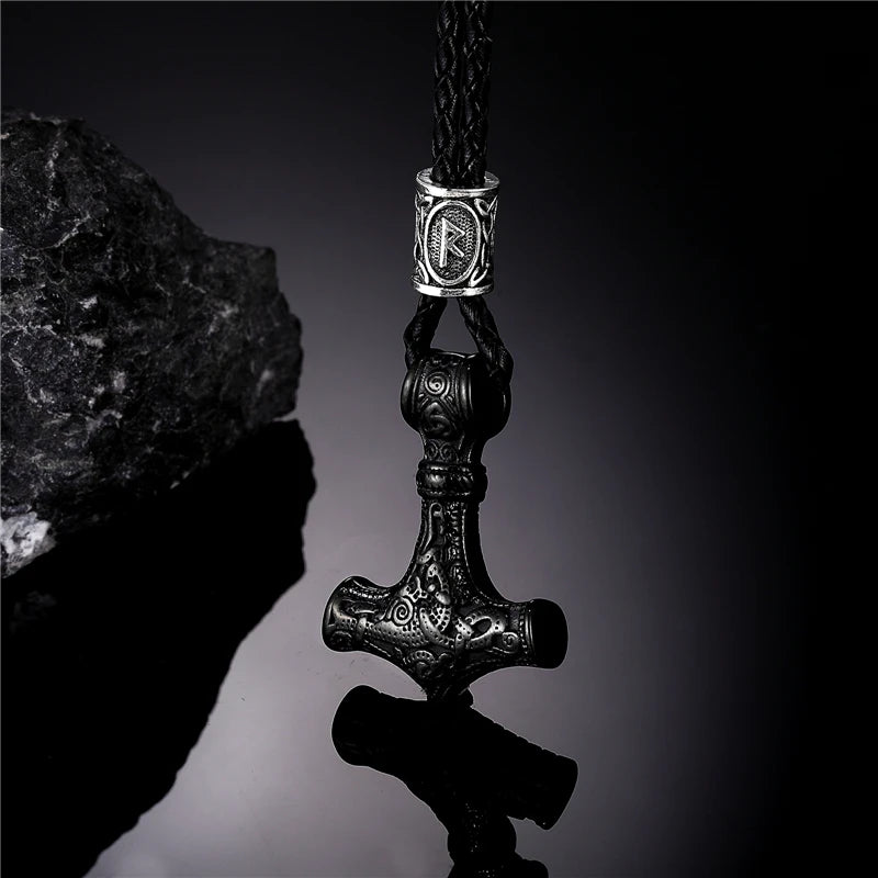 Collar Vikingo martillo de Thor