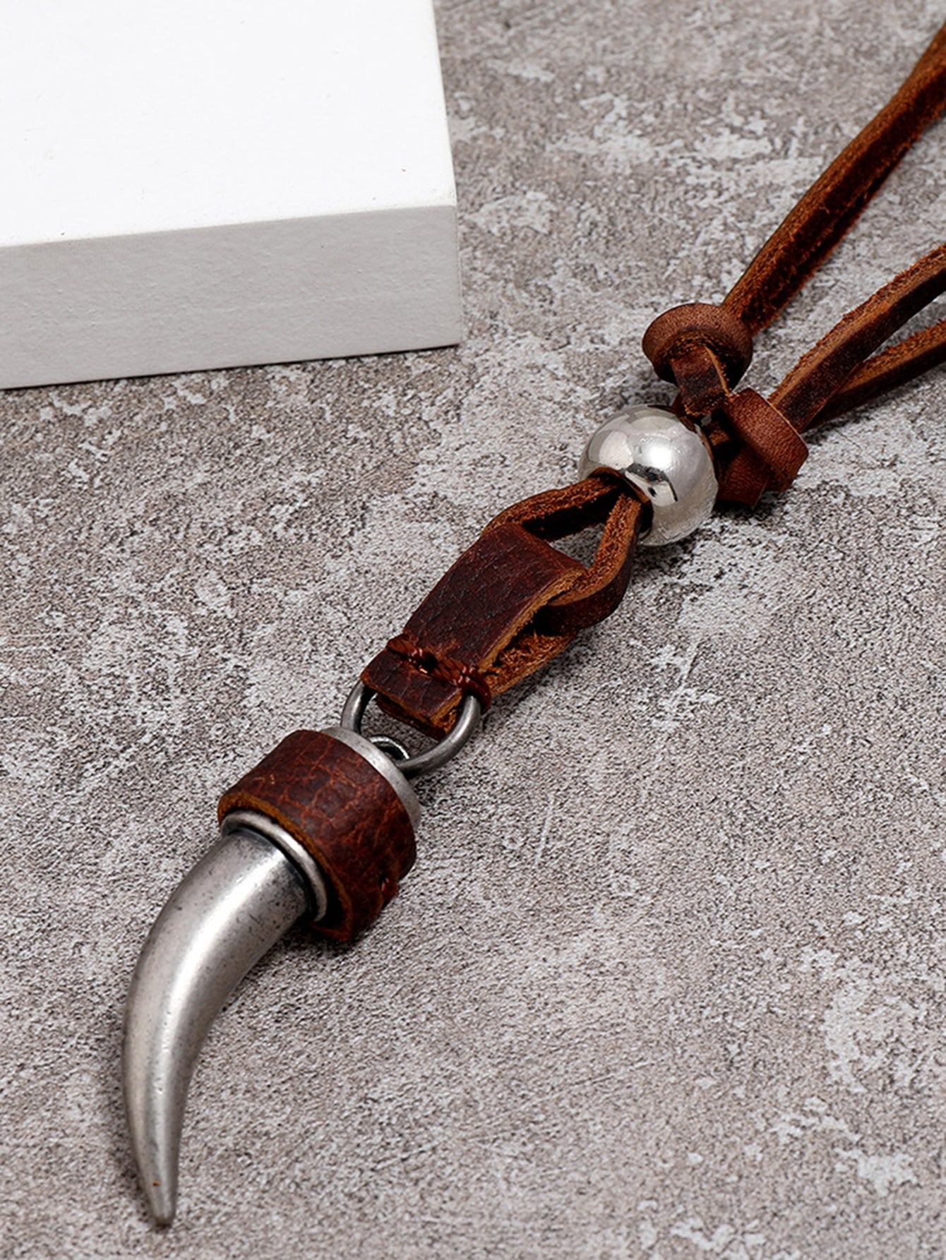 Necklaces for men Bohemian with tooth accessory