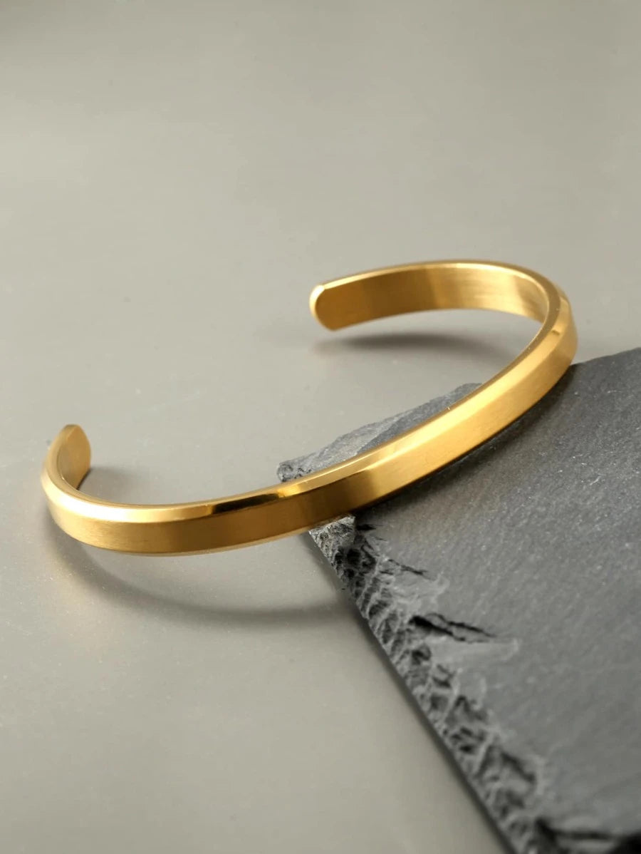 Golden open bracelet for men