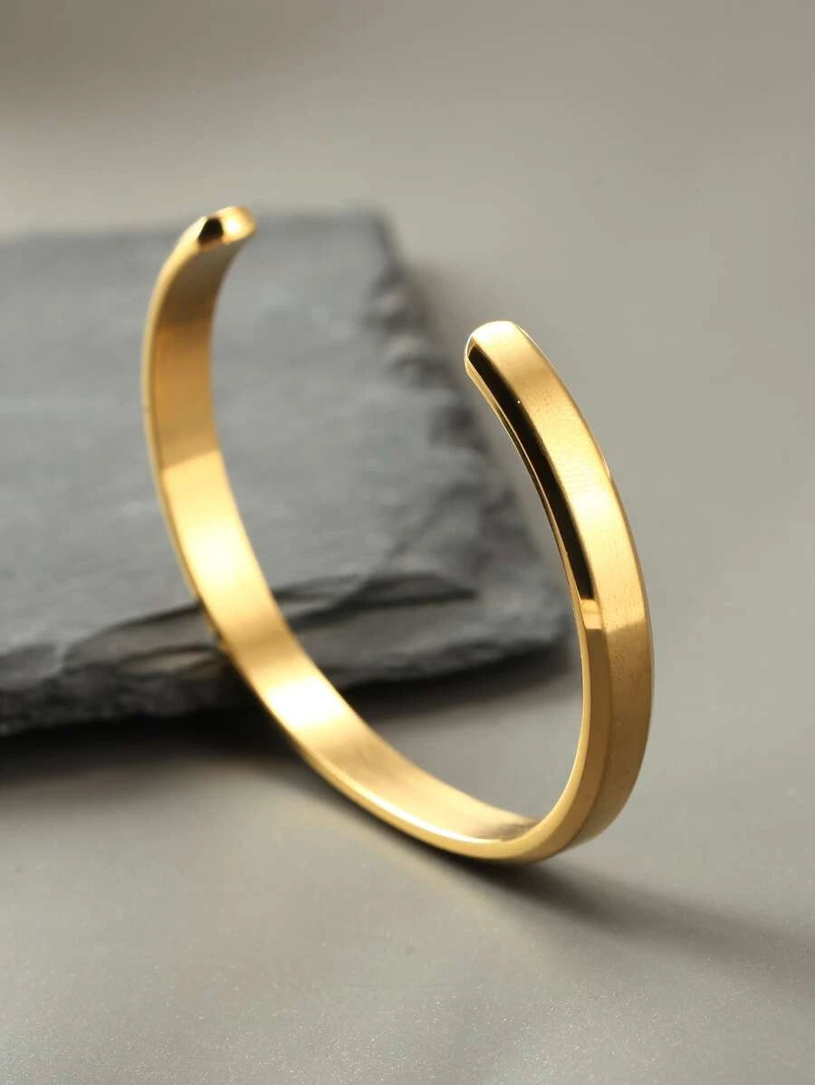 Golden open bracelet for men