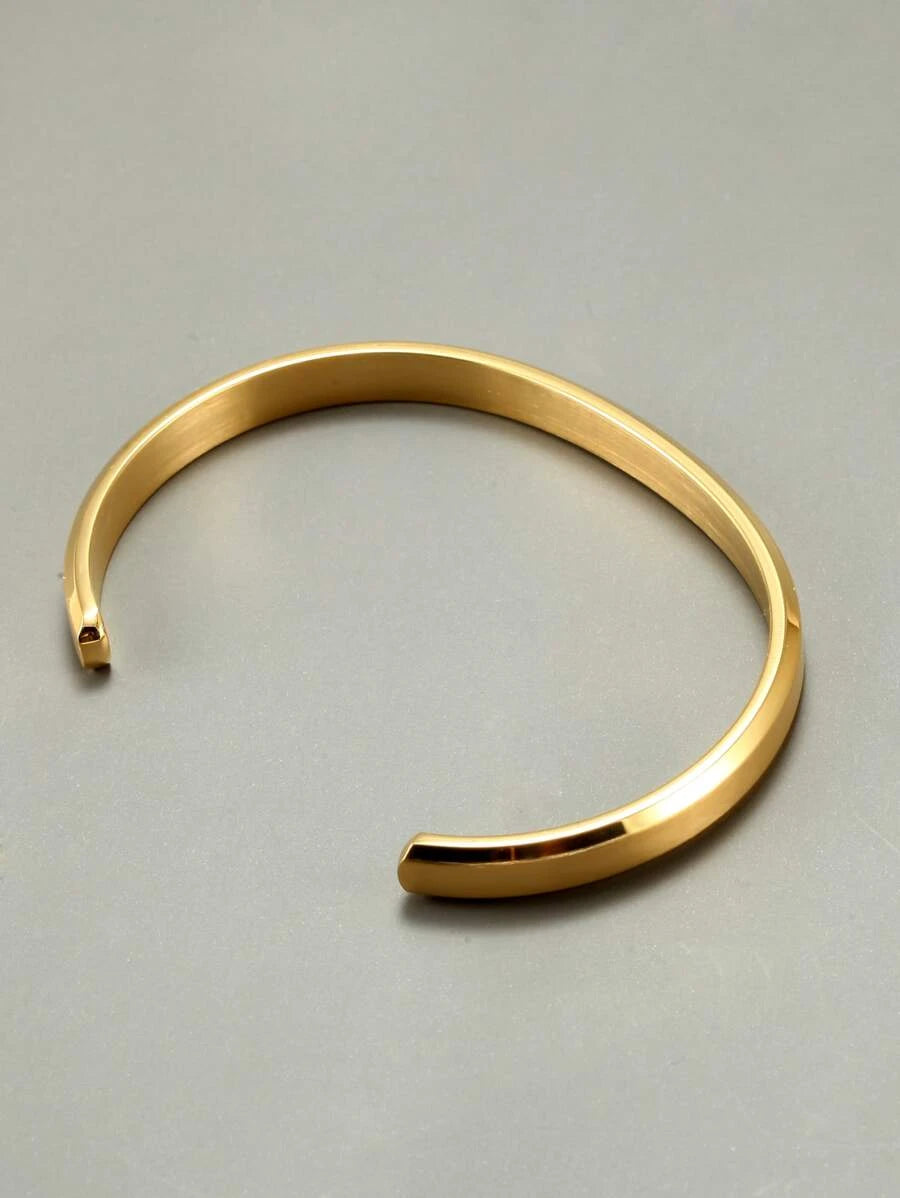 Golden open bracelet for men