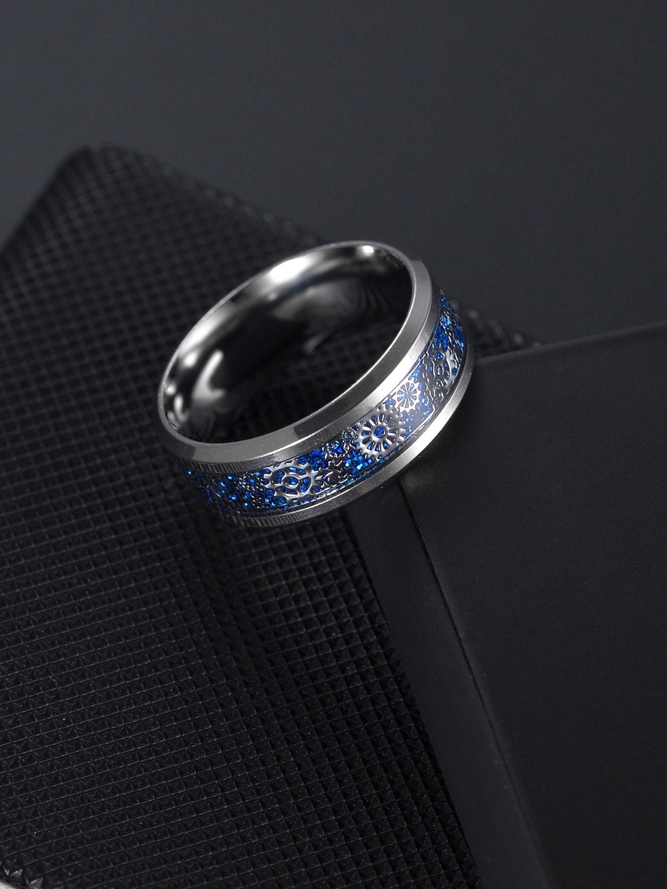 Gear Pattern Ring
