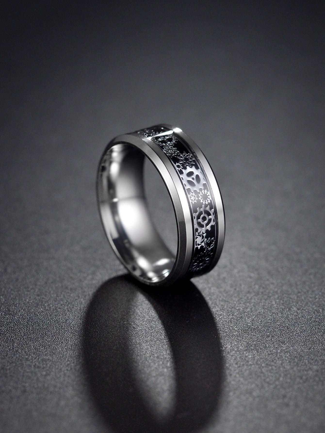Gear Pattern Ring