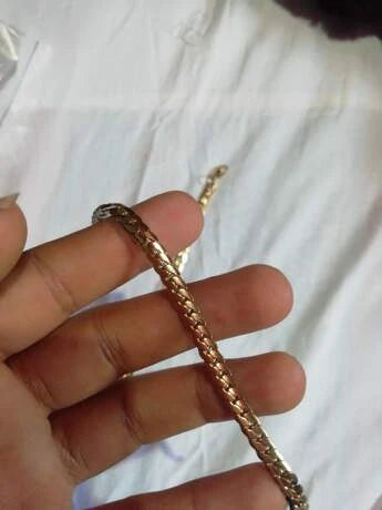 2-piece bracelet with rectangle design