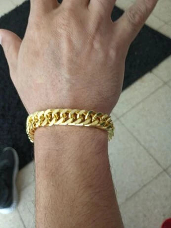 Minimalist chain bracelet in stainless steel