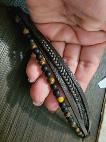 Bracelet with brown braided and bead design