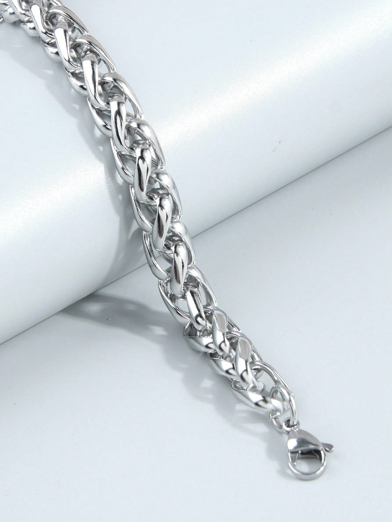 Minimalist chain bracelet