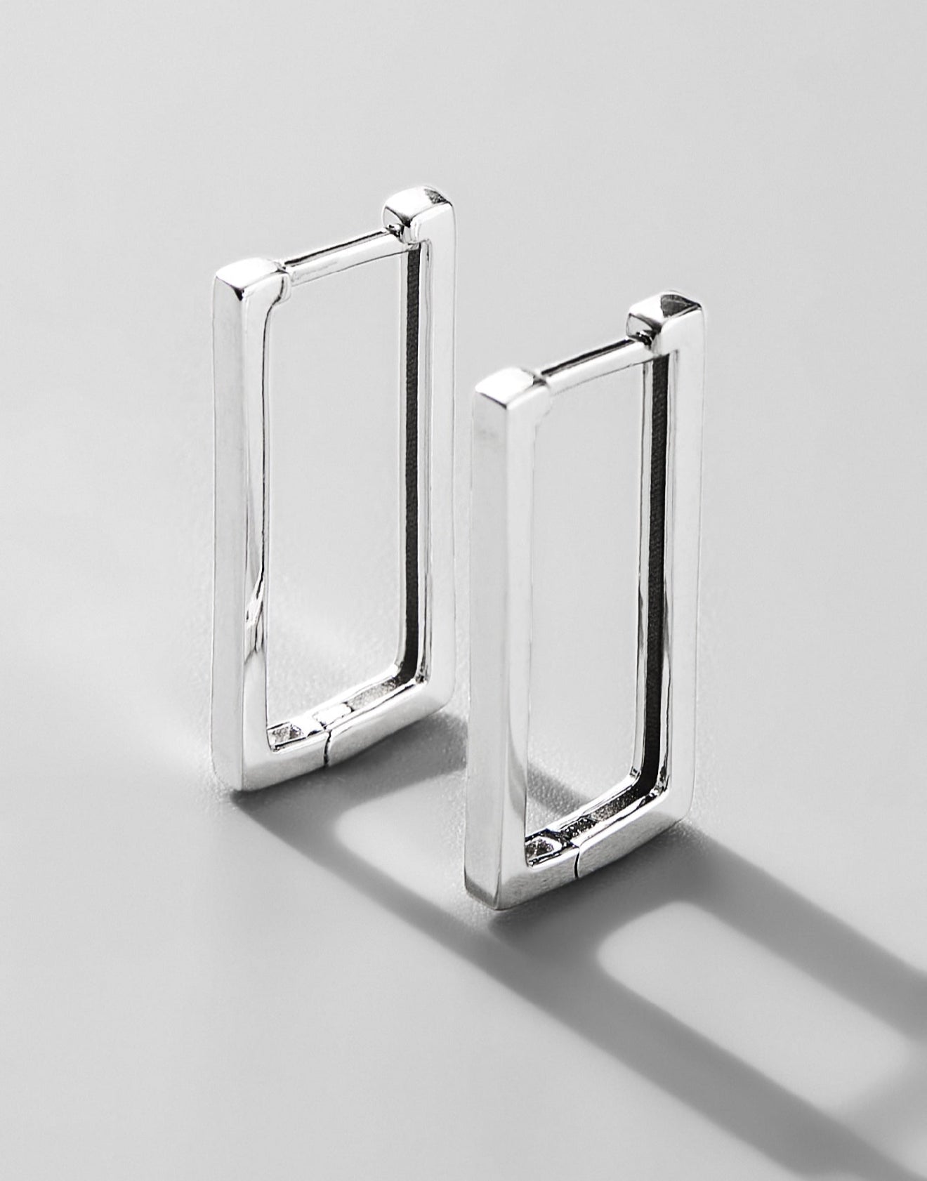 MIA - Pendientes de Diseñador en Plata 925