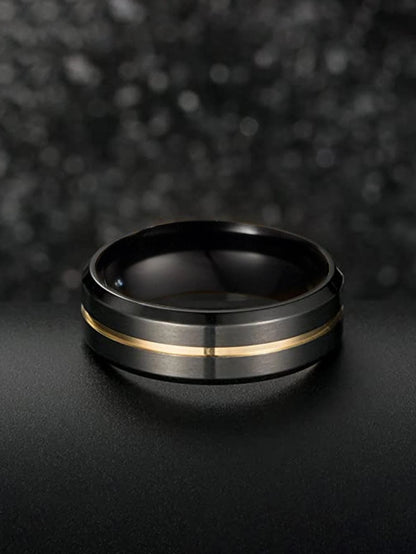 Anillo minimalista negro y dorado dos tonos