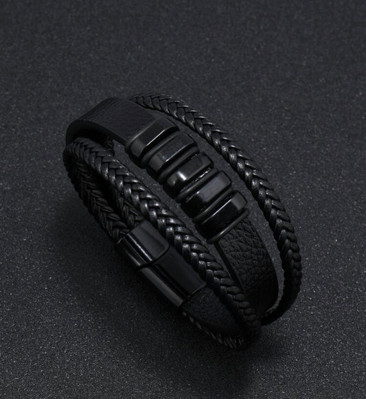 Pulsera trenzada negra