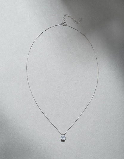 Mia Collar de Plateado con Circonia Anika