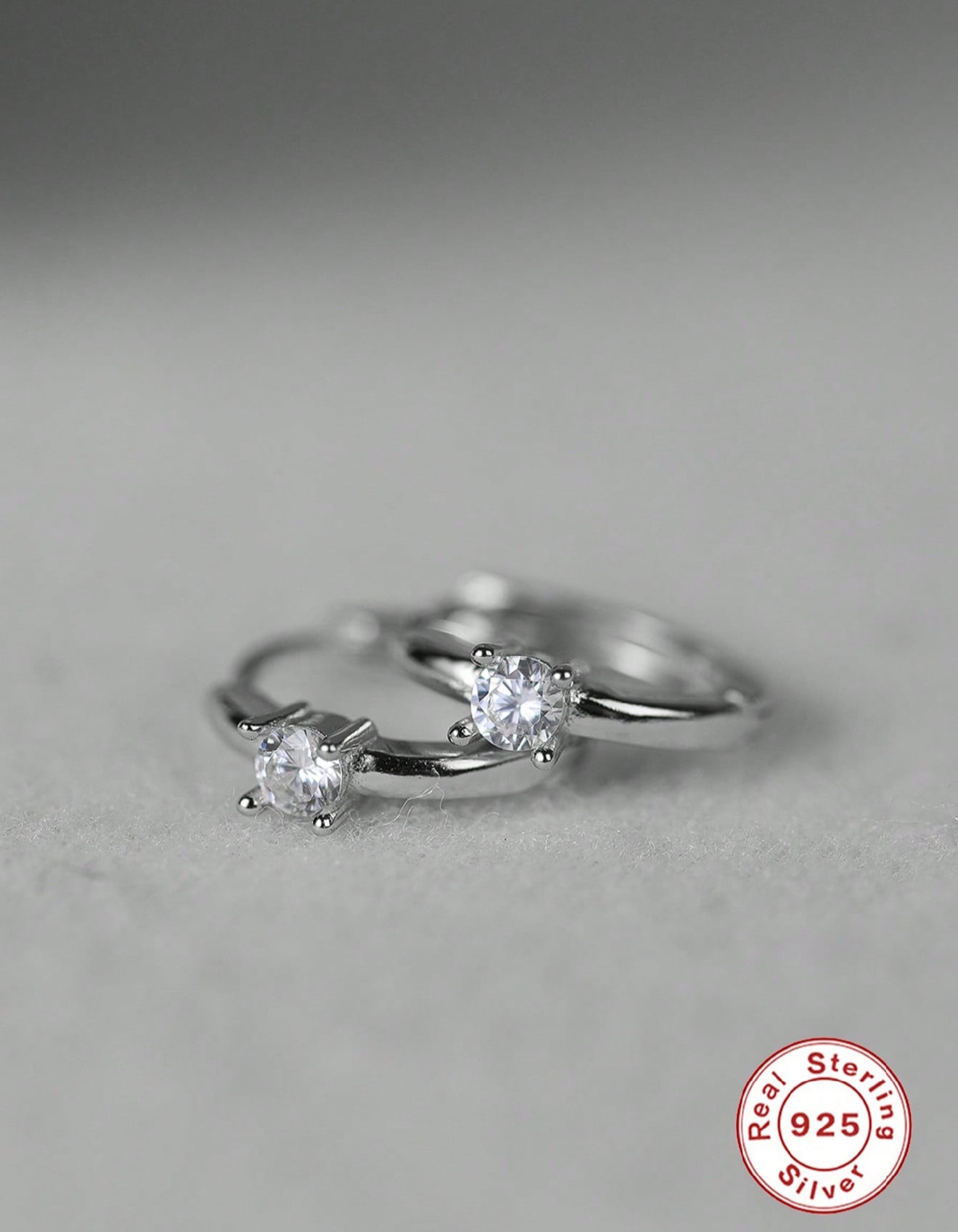 MIA - Pendientes de aro en Plata con Circonia