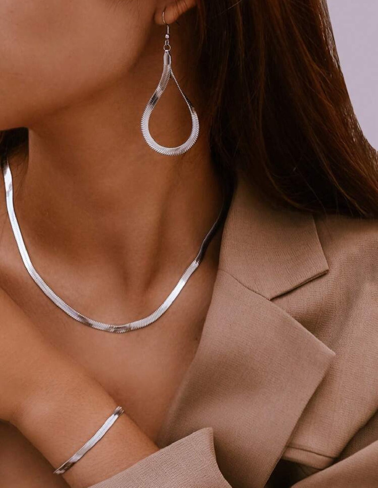 MIA - Set collar, aretes y pulsera Carlotta en Plateado