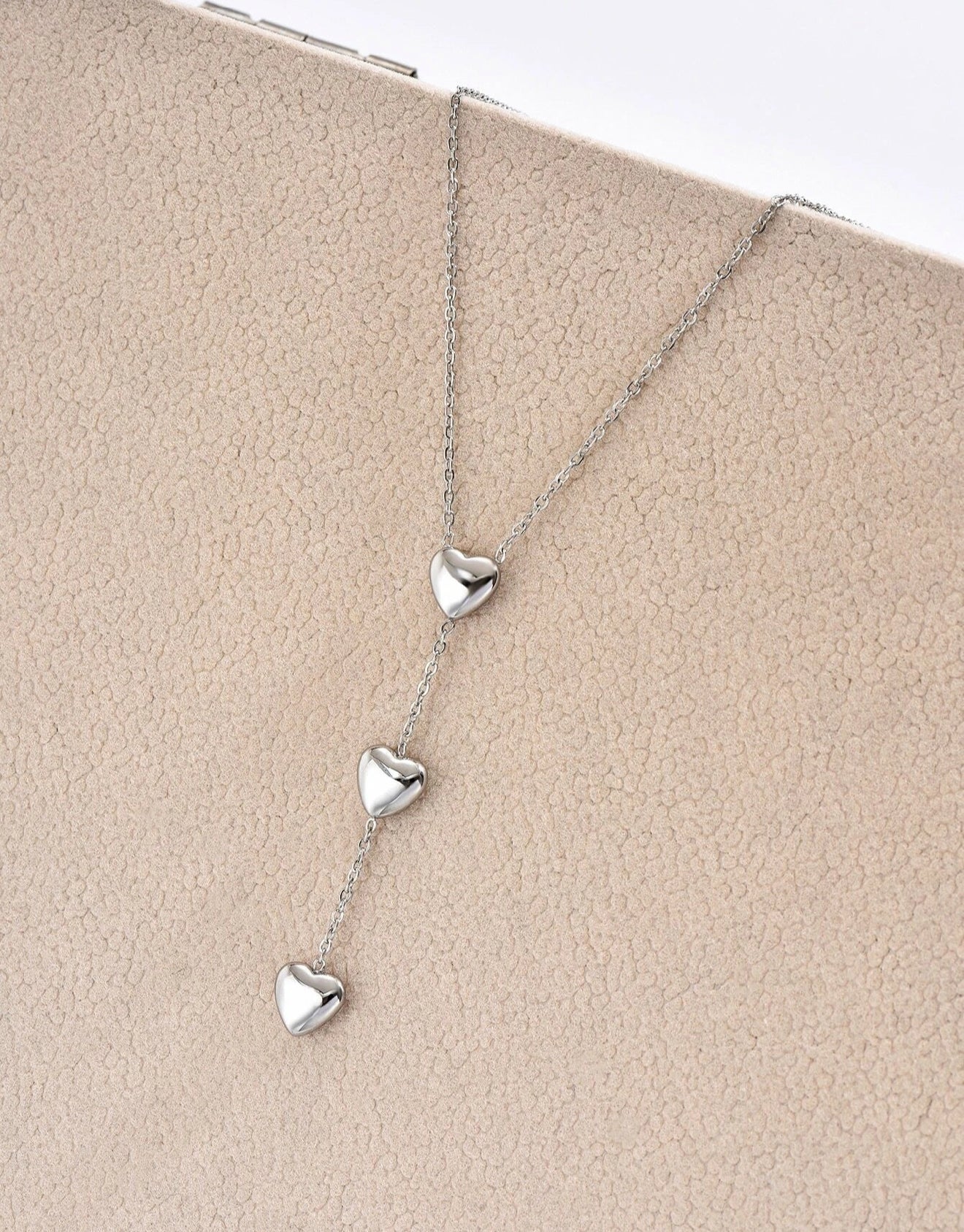 Mia Collar estilo Coreano plateado en acero inoxidable