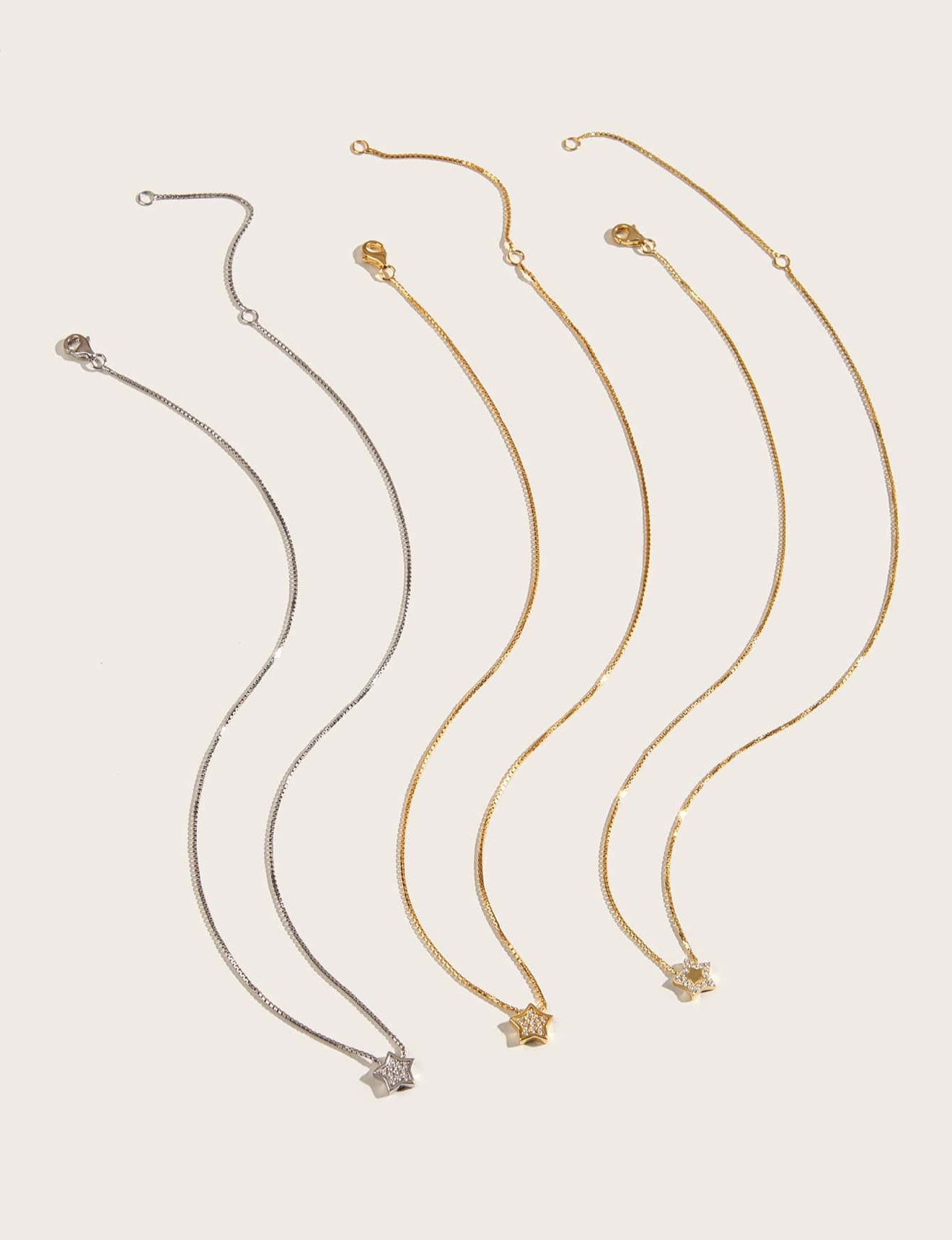 Mia Collar de Plata con dije de estrella Dorado
