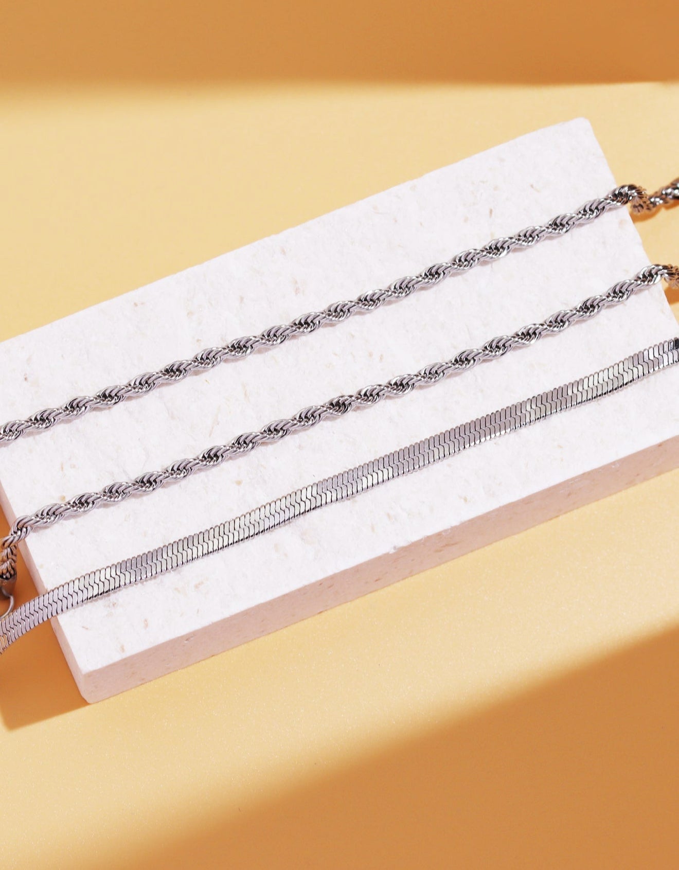 MIA - Set de pulseras 3 piezas Minimalistas en Acero Inoxidable, Trío de pulseras