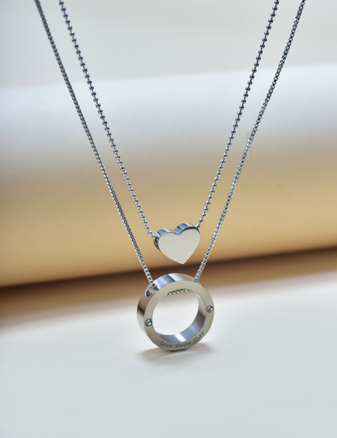 Mia Collar de Corazón y aro en Acero Inoxidable Plateado