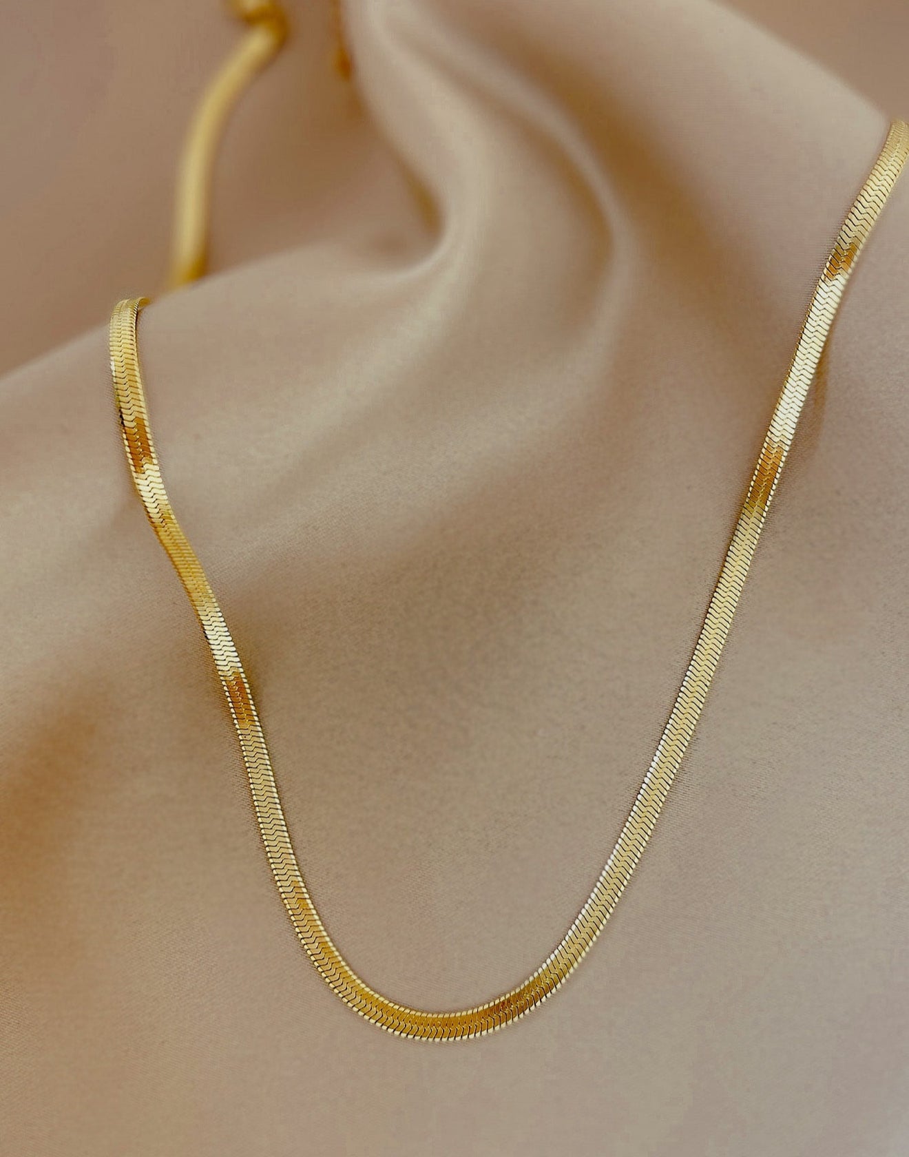 Mia Collar Nicoll Dorado