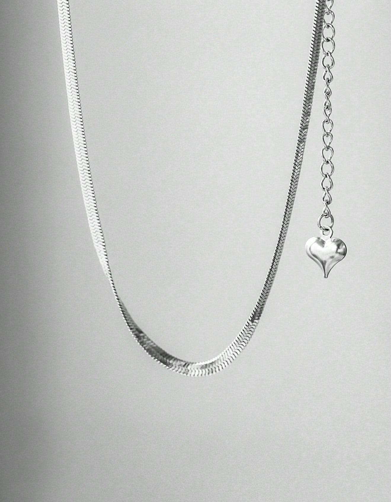 Mia Collar Dora en acero inoxidable