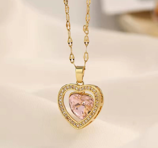 Mia Collar con dije de corazón y piedra rosada en acero inoxidable Dorado