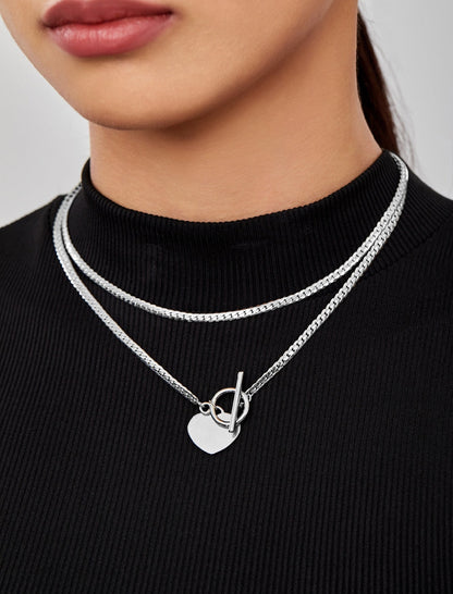 Mia Collar con Buckle y Corazón en Acero Inoxidable Plateado