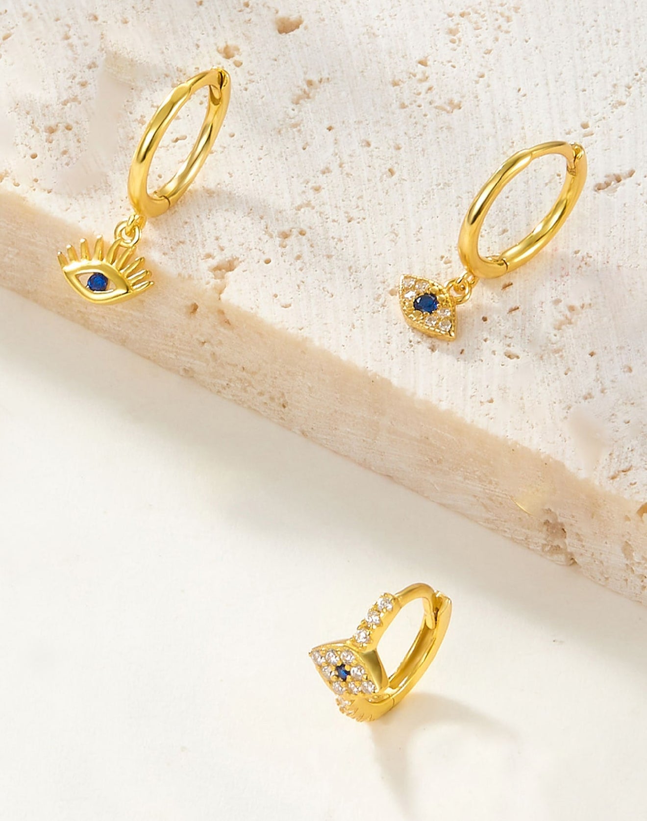 MIA - 3 Piezas de Pendientes Ojo turco con baño de Oro de 14 Kl