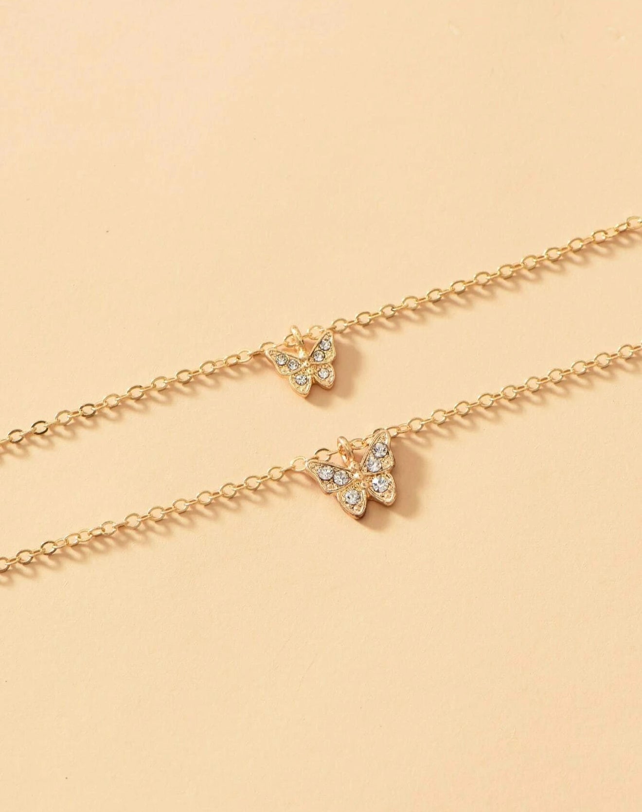 Mia Collar doble Dorado con dijes de mariposa