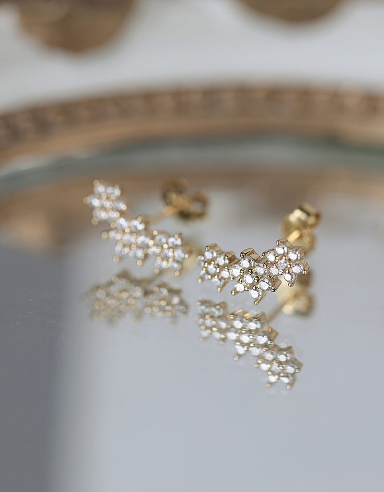 MIA - Pendientes de Plata con baño de Oro de 14kl  y Circonia cúbica