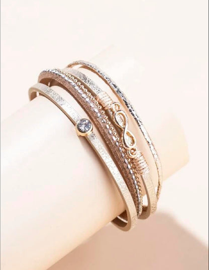 Mia - Brazalete a capas Infinity Dorado