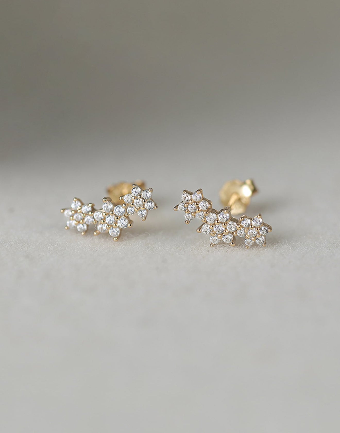 MIA - Pendientes de Plata con baño de Oro de 14kl  y Circonia cúbica