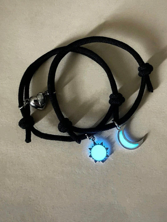 Pulsera para pareja con colgante de sol y luna que brillan en la oscuridad