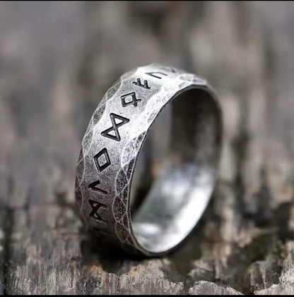 Anillo Vikingo Plateado antiguo Runas Nórdica