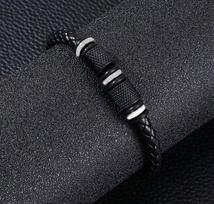 Pulsera con diseño trenzado magnético corchete