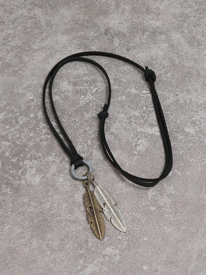 Men's leather necklace with feather detail