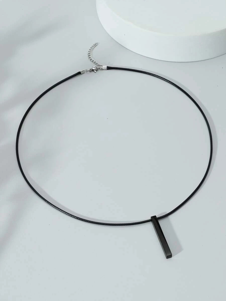 Black Geometric Design Necklace