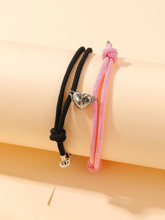 Couples bracelet with magnetic heart